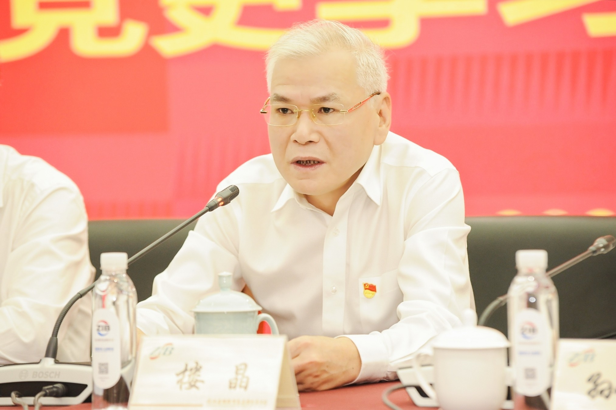 16255385997952212qM0.jpg 16255385997952212qM0.jpg